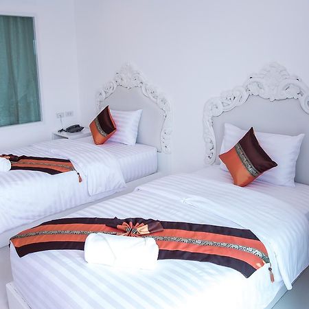White House Hotel Tak Luaran gambar