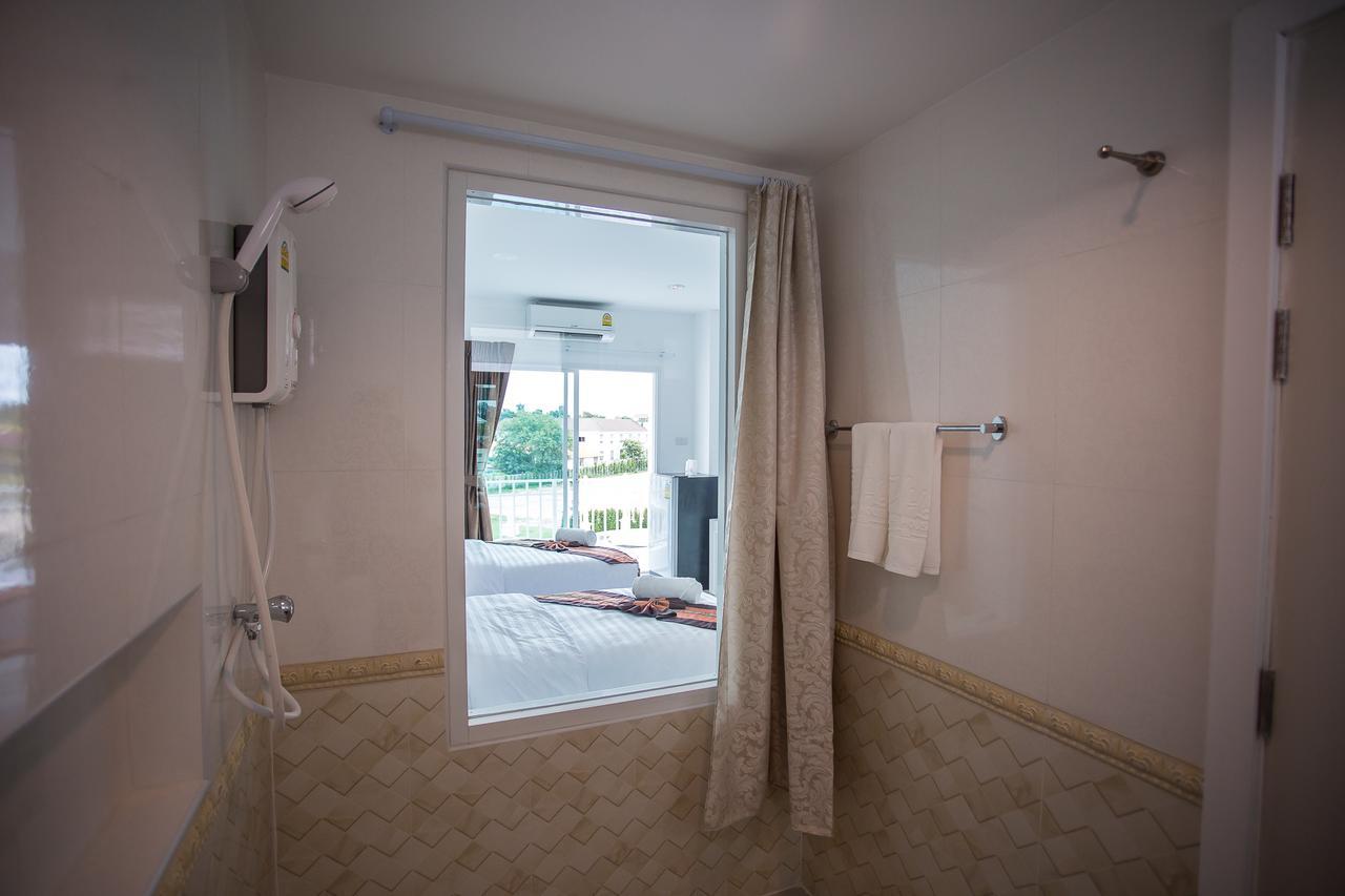 White House Hotel Tak Luaran gambar