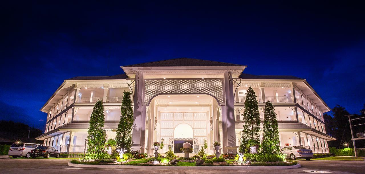 White House Hotel Tak Luaran gambar