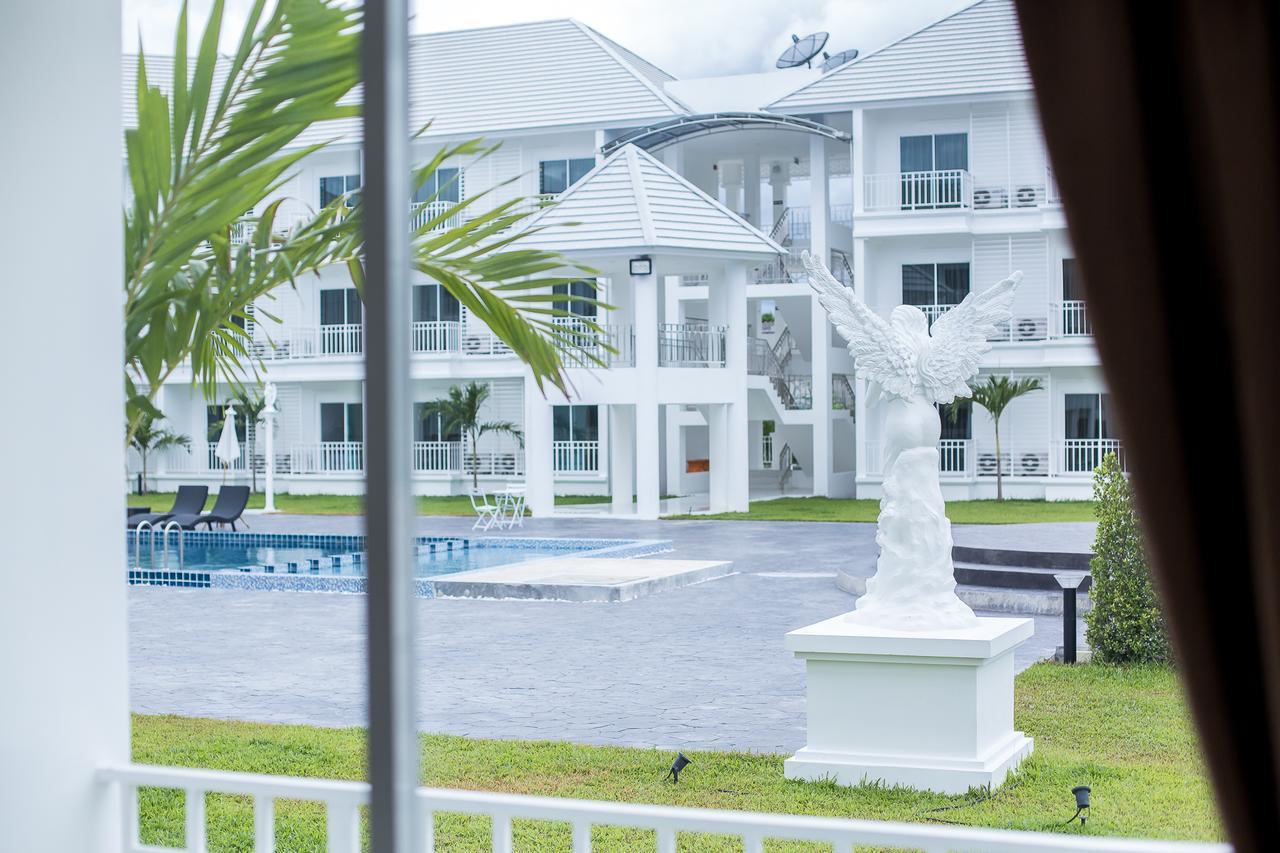 White House Hotel Tak Luaran gambar