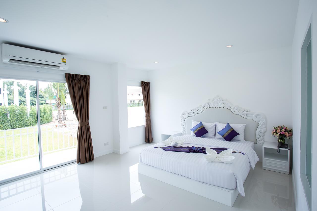 White House Hotel Tak Luaran gambar